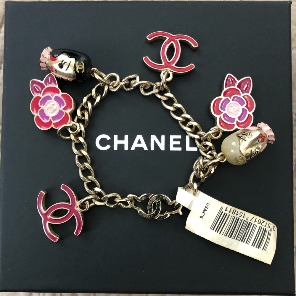 Chanel Collective very rare doll faces pendants bracelet